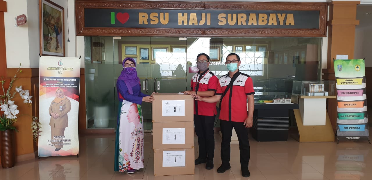 Penerimaan Bantuan dan Donasi dari Institusi dan Perorangan ( Yayasan Barokah Manfaat Dunia Akhirat) Bagi Petugas Kesehatan Untuk Penanganan COVID-19 di Rumah Sakit Umum Haji Surabaya