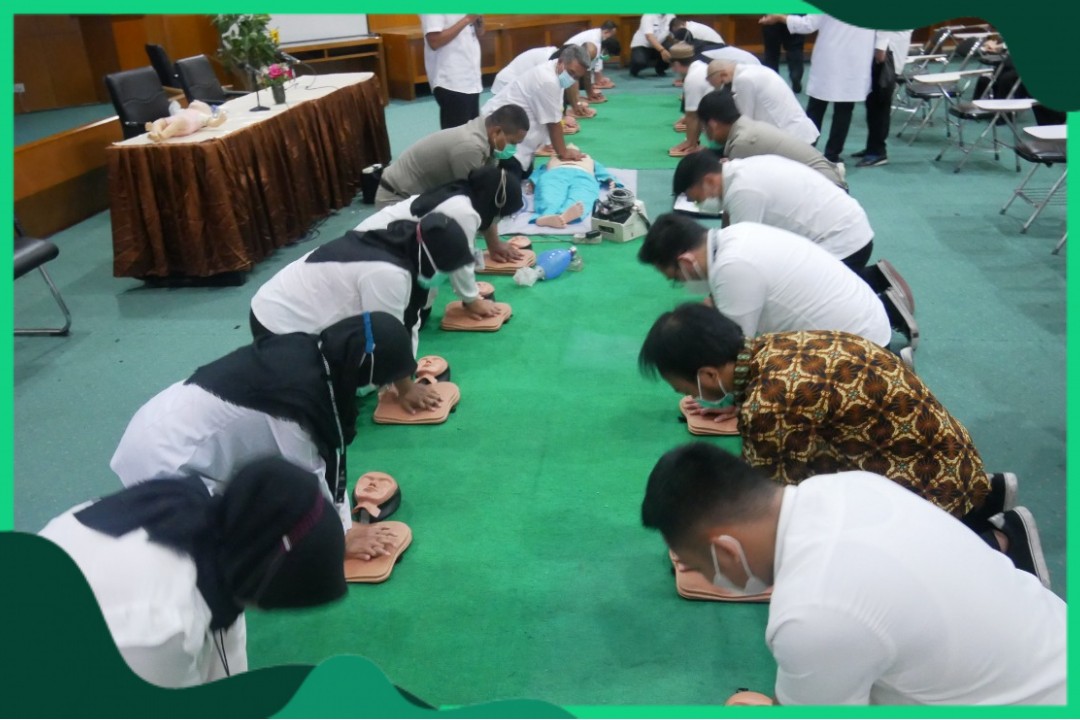 Pelatihan Kepada Karyawan Untuk Peningkatan Keahlian Resusitasi Jantung dan Paru Serta Penggunaan APAR (Alat Pemadam Api Ringan)