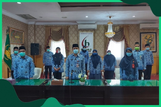 Puncak Peringatan HUT Ke-49 KORPRI 2020 Kegiatan Doa Bersama Untuk Bangsa oleh Karyawan dan Manajemen RSU Haji Surabaya dengan tema “ Berkontribusi, Melayani dan Mempersatukan Bangsa”.