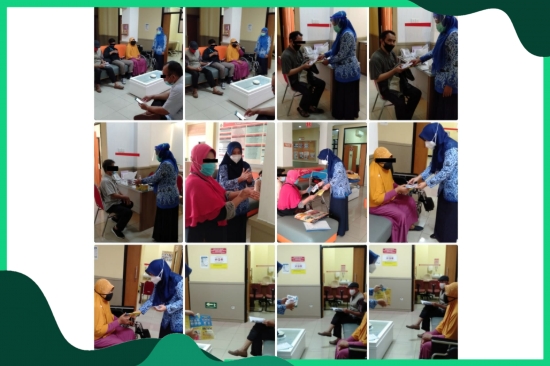 Kegiatan Pembagian Masker dan Hand Sanitizer serta Edukasi Kepada Pasien dan Pengunjung RS Dalam Rangka HUT KORPRI Ke-49 di RSU Haji Surabaya