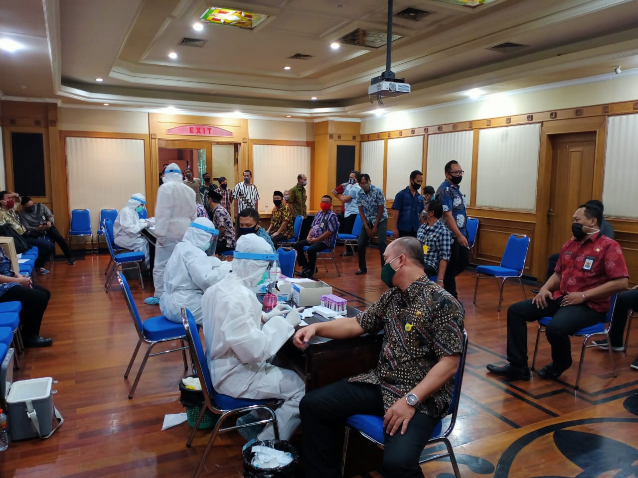 Partisipasi Tim Kesehatan Rumah Sakit Umum Haji Surabaya Pada Rapid Test Karyawan di Lingkungan Dinas Kelautan dan Perikanan Pemerintah Propinsi Jawa Timur Tanggal 22-24 Juni 2020