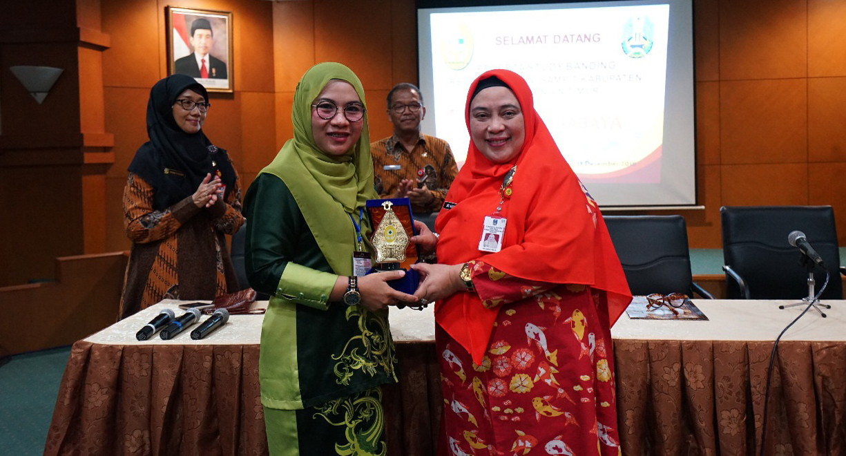 KUNJUNGAN RSUD dr. Murjani SAMPIT KE RSU HAJI SURABAYA