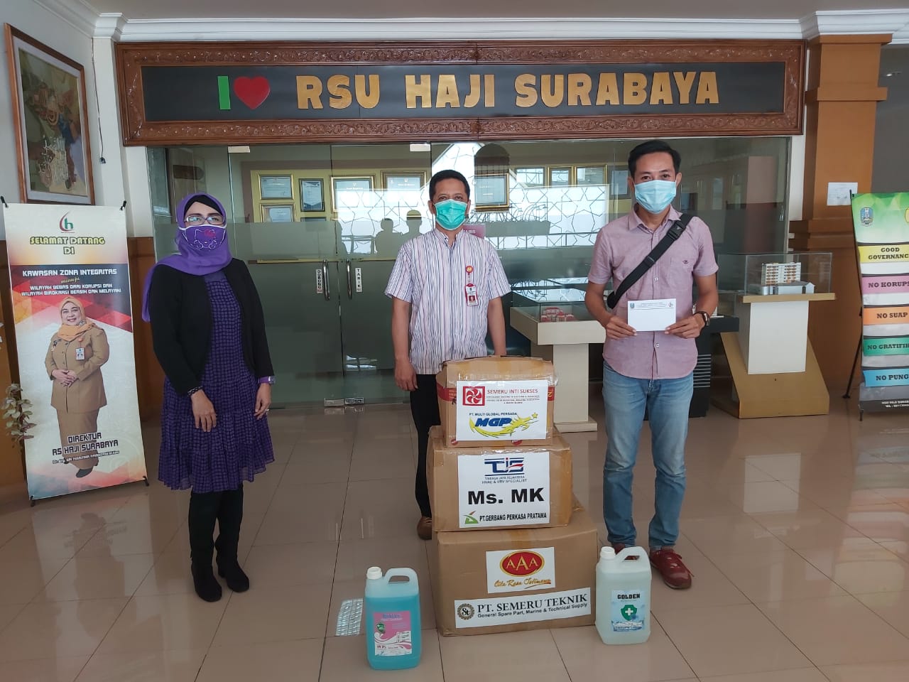 Penerimaan Bantuan dan Donasi dari Institusi dan Perorangan ( Arek IMPORT) Bagi Petugas Kesehatan Untuk Penanganan COVID-19 di Rumah Sakit Umum Haji Surabaya
